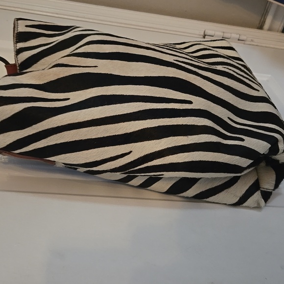 Maurizio Taiuti Zebra Print Women's Bag with Tan Accents - Picture 5 of 12